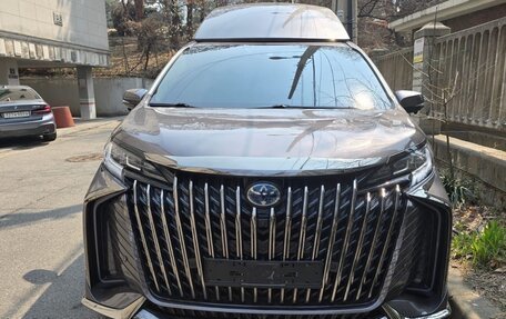 Toyota Sienna, 2021 год, 6 200 000 рублей, 24 фотография