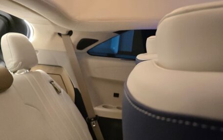 Toyota Sienna, 2021 год, 6 200 000 рублей, 28 фотография