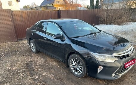 Toyota Camry, 2017 год, 2 500 000 рублей, 3 фотография
