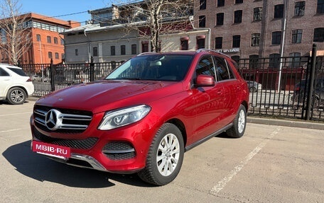 Mercedes-Benz GLE, 2015 год, 3 800 000 рублей, 2 фотография