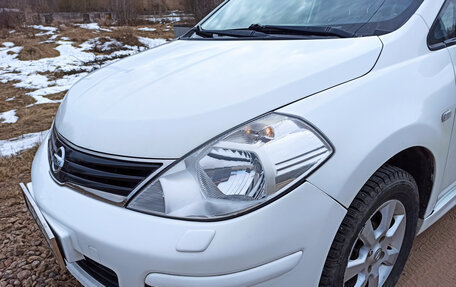 Nissan Tiida, 2011 год, 670 000 рублей, 2 фотография