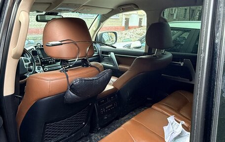 Toyota Land Cruiser 200, 2014 год, 3 400 000 рублей, 7 фотография