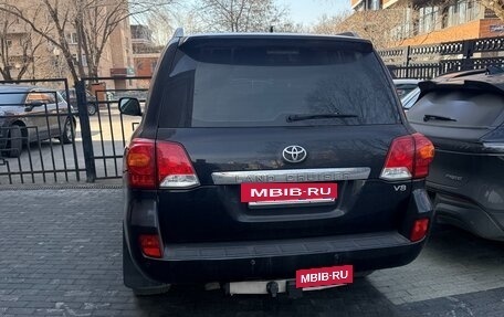 Toyota Land Cruiser 200, 2014 год, 3 400 000 рублей, 2 фотография