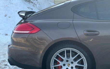 Porsche Panamera II рестайлинг, 2013 год, 2 750 000 рублей, 19 фотография