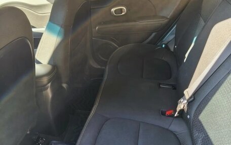 KIA Soul II рестайлинг, 2016 год, 1 300 000 рублей, 9 фотография