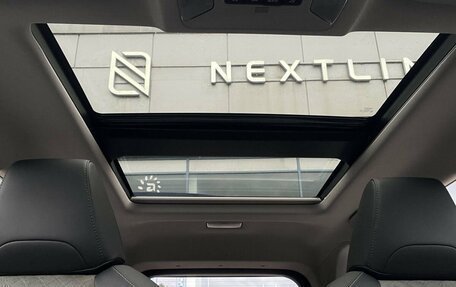 Toyota RAV4, 2025 год, 4 650 000 рублей, 15 фотография