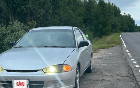 Mitsubishi Mirage VI рестайлинг, 2002 год, 277 777 рублей, 1 фотография