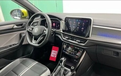 Volkswagen T-Roc R I, 2023 год, 2 200 000 рублей, 1 фотография