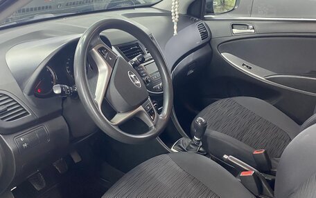 Hyundai Solaris II рестайлинг, 2016 год, 920 000 рублей, 9 фотография