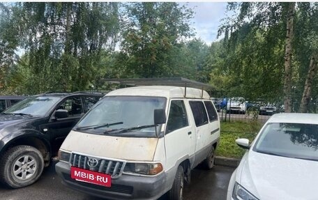 Toyota Town Ace III, 1990 год, 140 000 рублей, 2 фотография