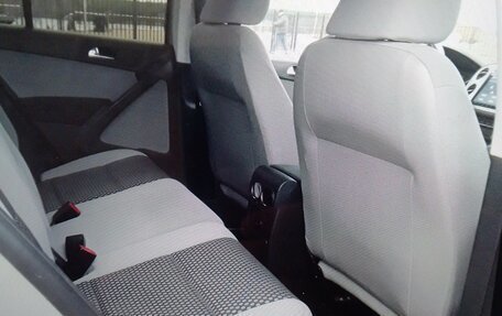 Volkswagen Tiguan I, 2011 год, 1 000 250 рублей, 15 фотография