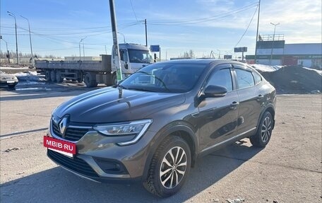 Renault Arkana I, 2021 год, 2 400 000 рублей, 2 фотография