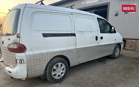 Hyundai H-1 II рестайлинг, 2003 год, 110 000 рублей, 5 фотография