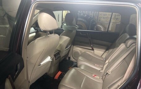 Toyota Highlander III, 2012 год, 1 550 000 рублей, 7 фотография
