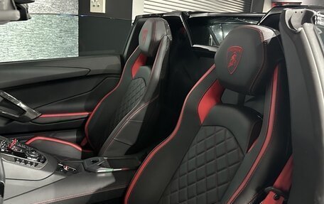 Lamborghini Aventador I рестайлинг, 2019 год, 37 000 000 рублей, 12 фотография