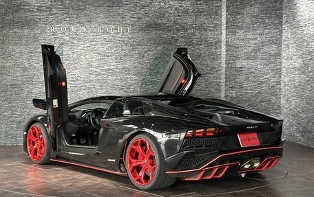 Lamborghini Aventador I рестайлинг, 2019 год, 37 000 000 рублей, 7 фотография