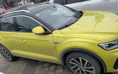 Volkswagen T-Roc R I, 2023 год, 2 200 000 рублей, 8 фотография