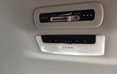 Nissan Serena IV, 2017 год, 2 140 000 рублей, 15 фотография