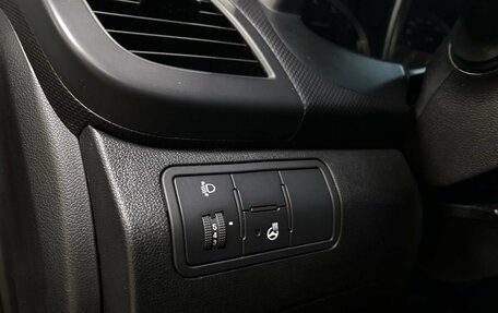 Hyundai Solaris II рестайлинг, 2016 год, 712 000 рублей, 11 фотография