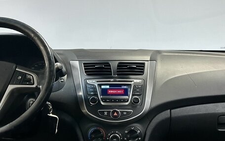 Hyundai Solaris II рестайлинг, 2016 год, 712 000 рублей, 19 фотография