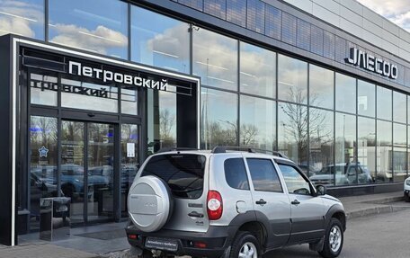 Chevrolet Niva I рестайлинг, 2019 год, 740 000 рублей, 6 фотография