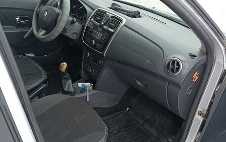 Renault Sandero II рестайлинг, 2016 год, 950 000 рублей, 7 фотография