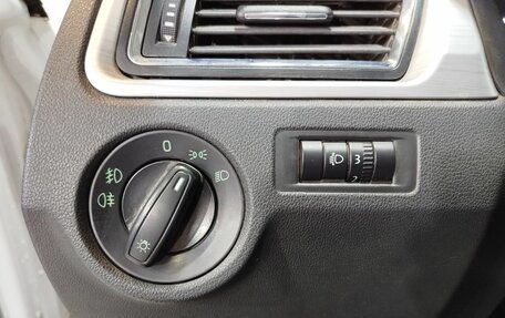 Skoda Rapid I, 2015 год, 1 090 000 рублей, 18 фотография