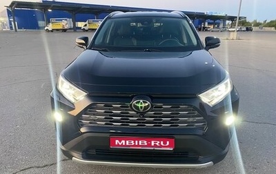 Toyota RAV4, 2020 год, 3 650 000 рублей, 1 фотография