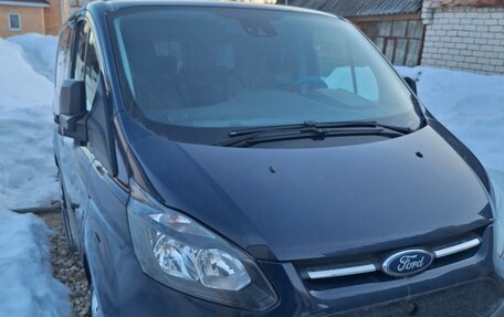 Ford Tourneo Custom I рестайлинг, 2017 год, 2 550 000 рублей, 2 фотография