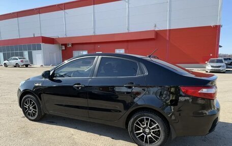 KIA Rio III рестайлинг, 2011 год, 760 000 рублей, 6 фотография
