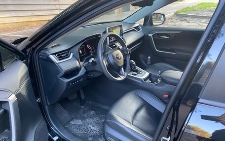 Toyota RAV4, 2020 год, 3 650 000 рублей, 14 фотография