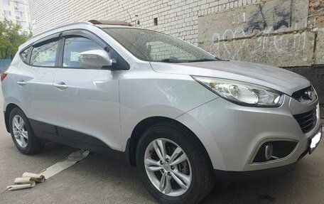 Hyundai ix35 I рестайлинг, 2013 год, 1 600 000 рублей, 2 фотография
