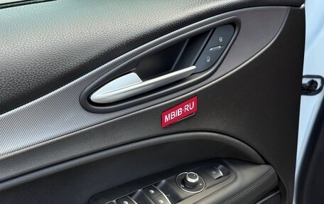 Alfa Romeo Stelvio, 2021 год, 3 650 000 рублей, 18 фотография