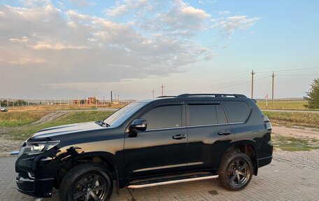 Toyota Land Cruiser Prado 150 рестайлинг 2, 2020 год, 5 200 000 рублей, 2 фотография