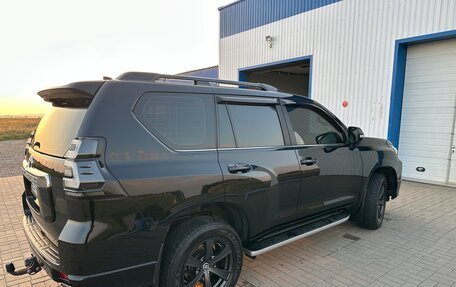 Toyota Land Cruiser Prado 150 рестайлинг 2, 2020 год, 5 200 000 рублей, 5 фотография