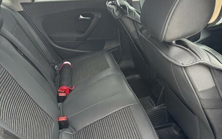 Volkswagen Polo VI (EU Market), 2010 год, 1 000 000 рублей, 17 фотография