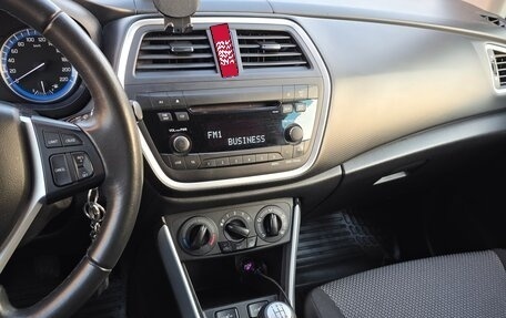 Suzuki SX4 II рестайлинг, 2014 год, 1 200 000 рублей, 14 фотография