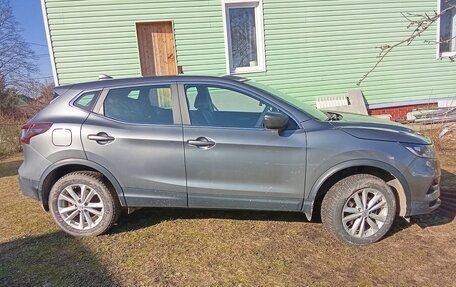 Nissan Qashqai, 2021 год, 2 300 000 рублей, 2 фотография