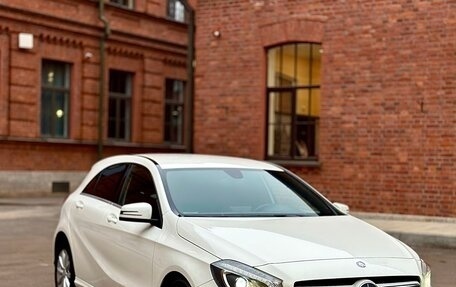 Mercedes-Benz A-Класс, 2015 год, 1 750 000 рублей, 1 фотография