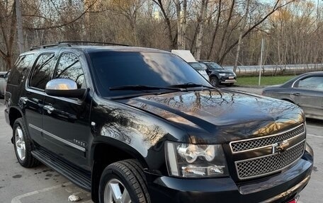 Chevrolet Tahoe III, 2011 год, 2 470 000 рублей, 1 фотография