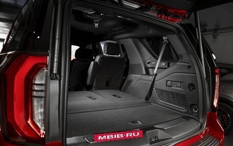 GMC Yukon IV, 2024 год, 13 500 000 рублей, 4 фотография