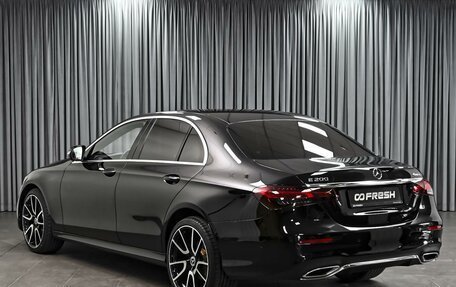 Mercedes-Benz E-Класс, 2021 год, 3 763 000 рублей, 2 фотография