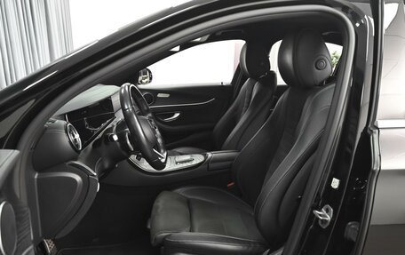 Mercedes-Benz E-Класс, 2021 год, 3 763 000 рублей, 10 фотография