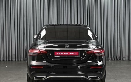 Mercedes-Benz E-Класс, 2021 год, 3 763 000 рублей, 4 фотография