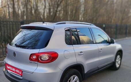 Volkswagen Tiguan I, 2011 год, 980 000 рублей, 2 фотография