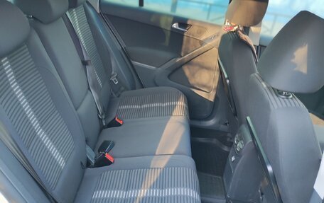 Volkswagen Tiguan I, 2011 год, 980 000 рублей, 12 фотография