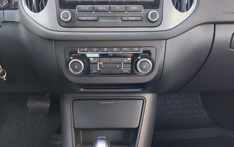 Volkswagen Tiguan I, 2011 год, 980 000 рублей, 14 фотография