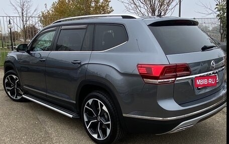 Volkswagen Teramont I, 2018 год, 3 600 000 рублей, 3 фотография