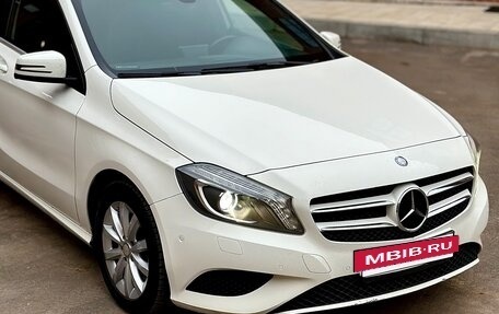 Mercedes-Benz A-Класс, 2015 год, 1 750 000 рублей, 2 фотография