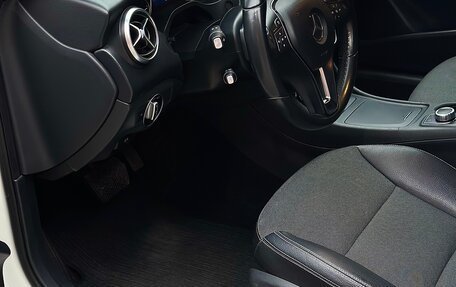 Mercedes-Benz A-Класс, 2015 год, 1 750 000 рублей, 13 фотография